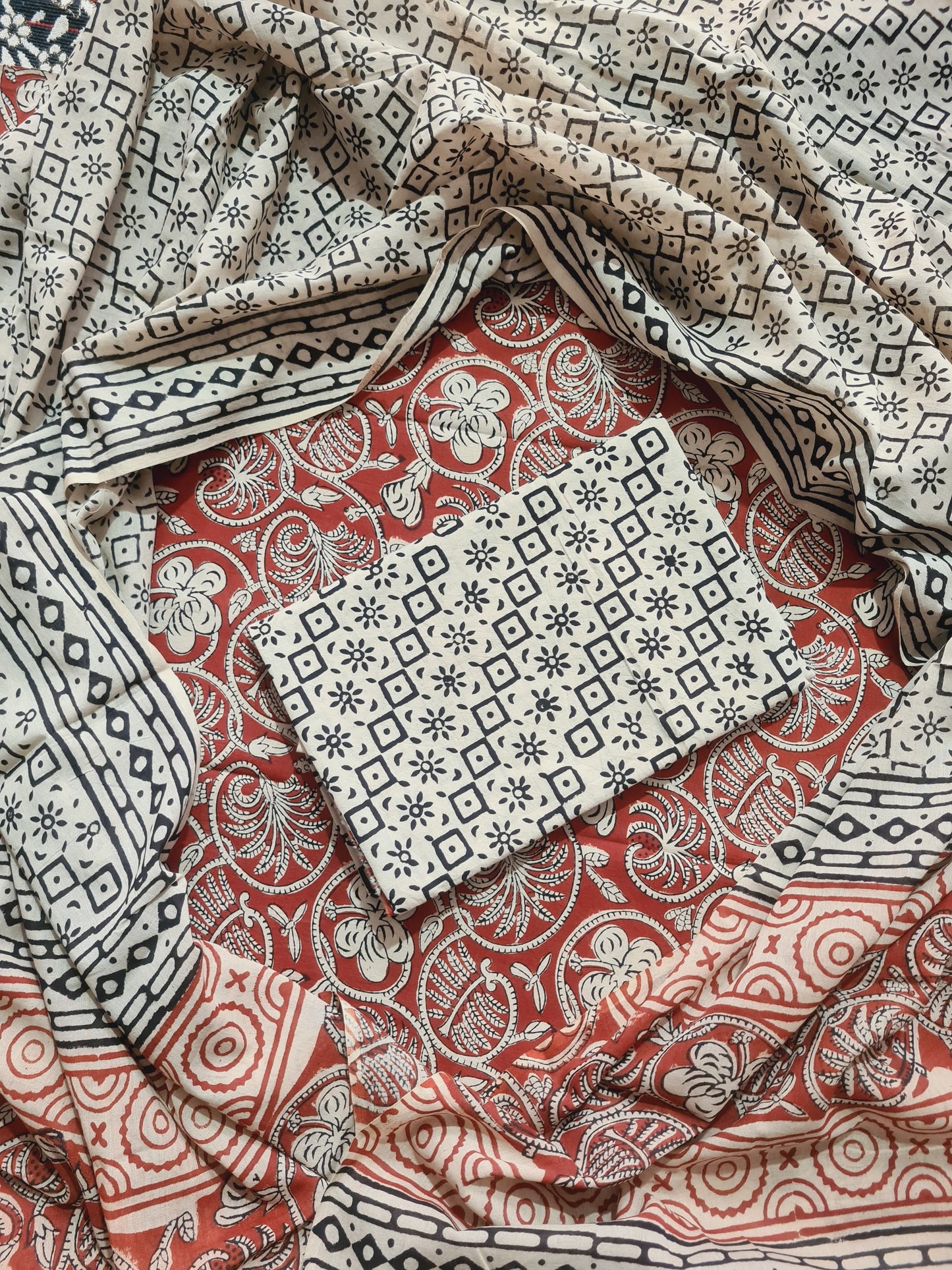 Pure Cotton Suit Pc with Malmal Dupatta