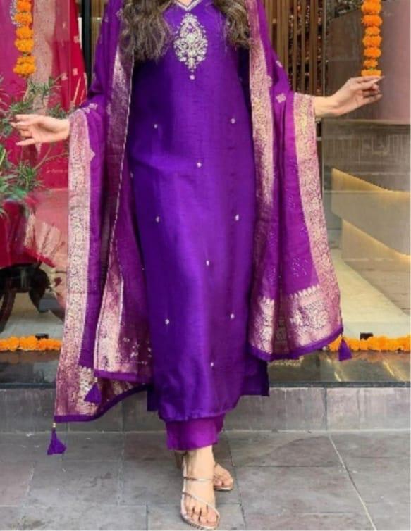 Russian Silk Embroidered Kurta Set with Banarasi Dupatta