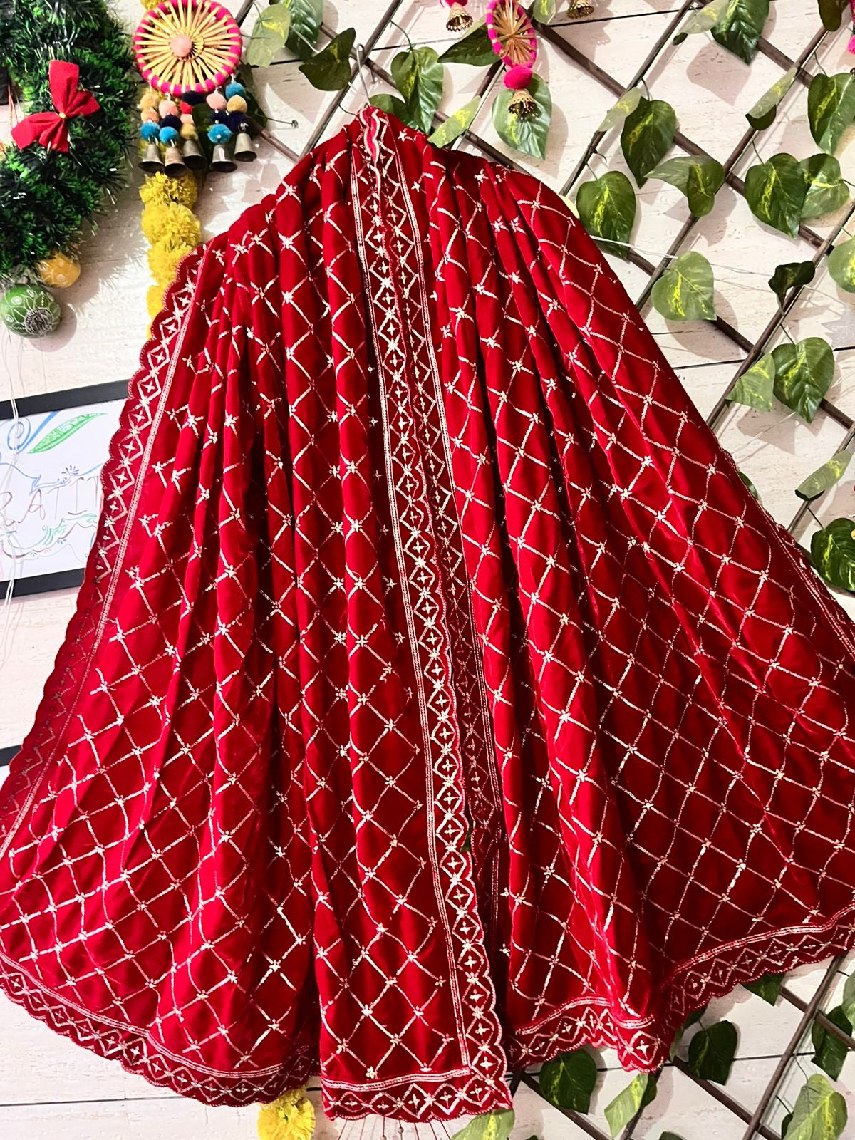 Full Length Velvet Shawl (Red)