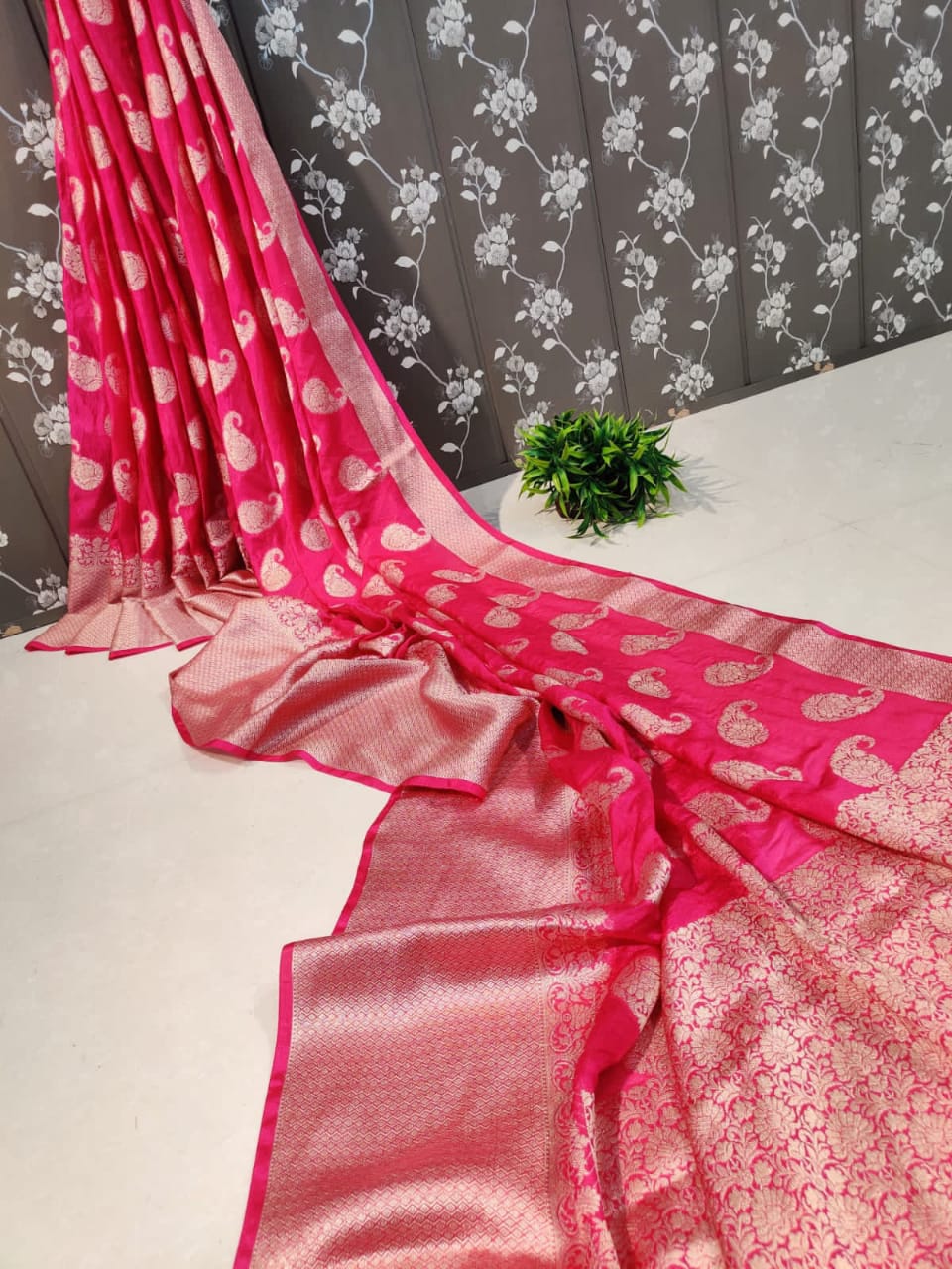 Banarasi Warm Silk Soft Saree MorePankhi design