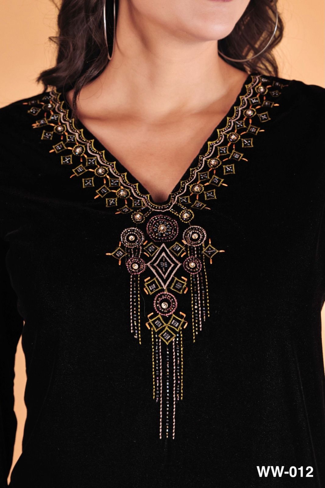 Velvet V neck Dupatta Set (Black)
